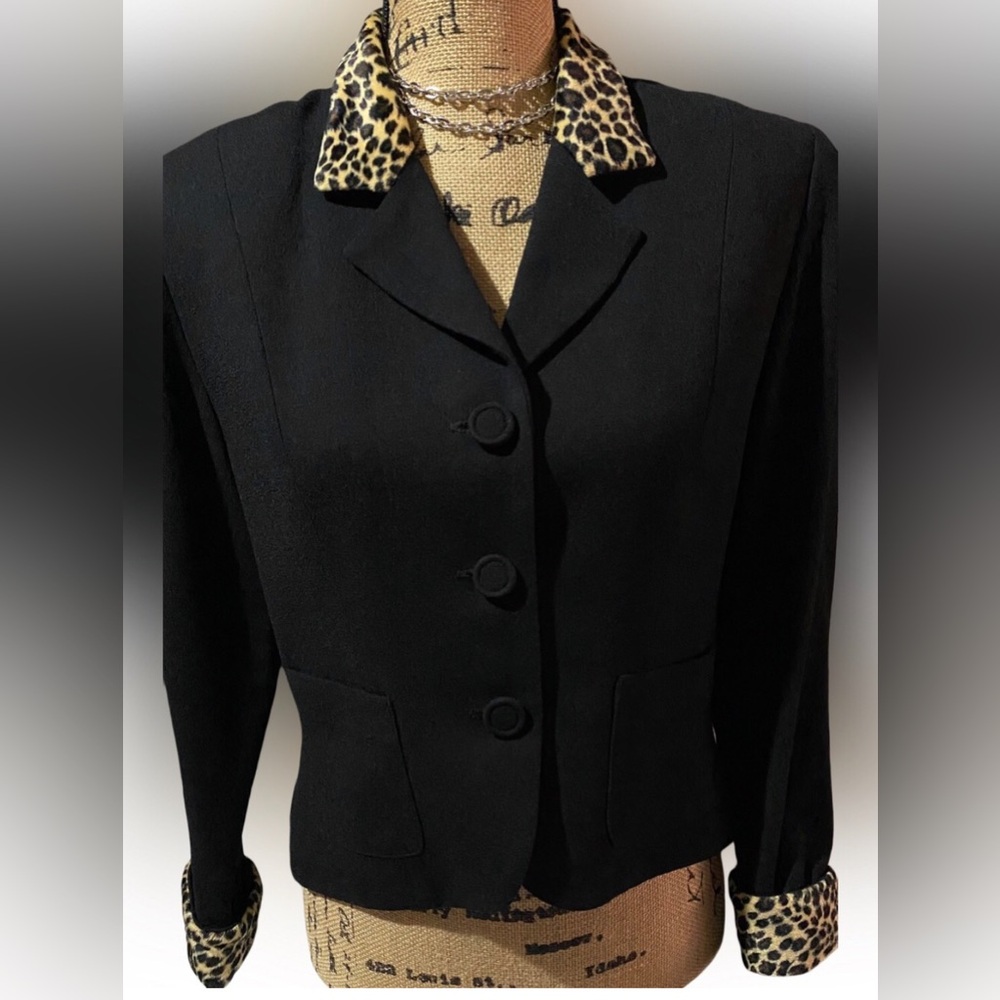 Stunning Vintage Two Girls N.Y.C. Black Blazer w/Leopard Print Collar/Cuff!
